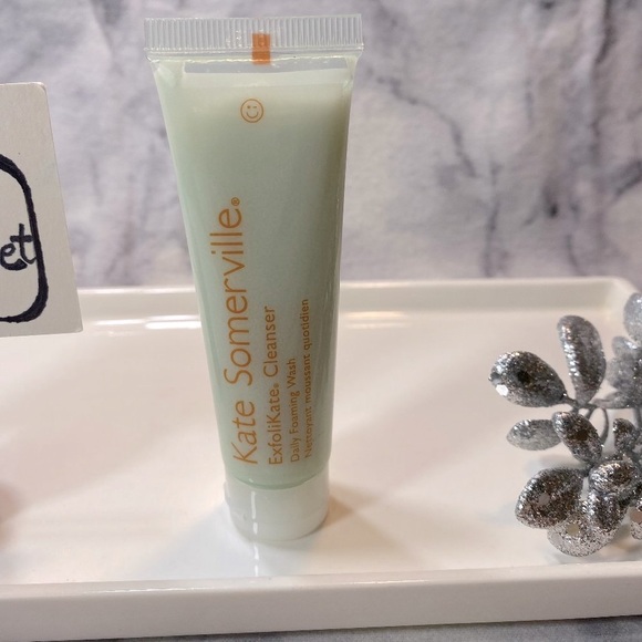 Kate Somerville Exfolikate Cleanser Daily Foaming Wash, Pore, NEW - Mini 30 ml - Picture 2 of 11